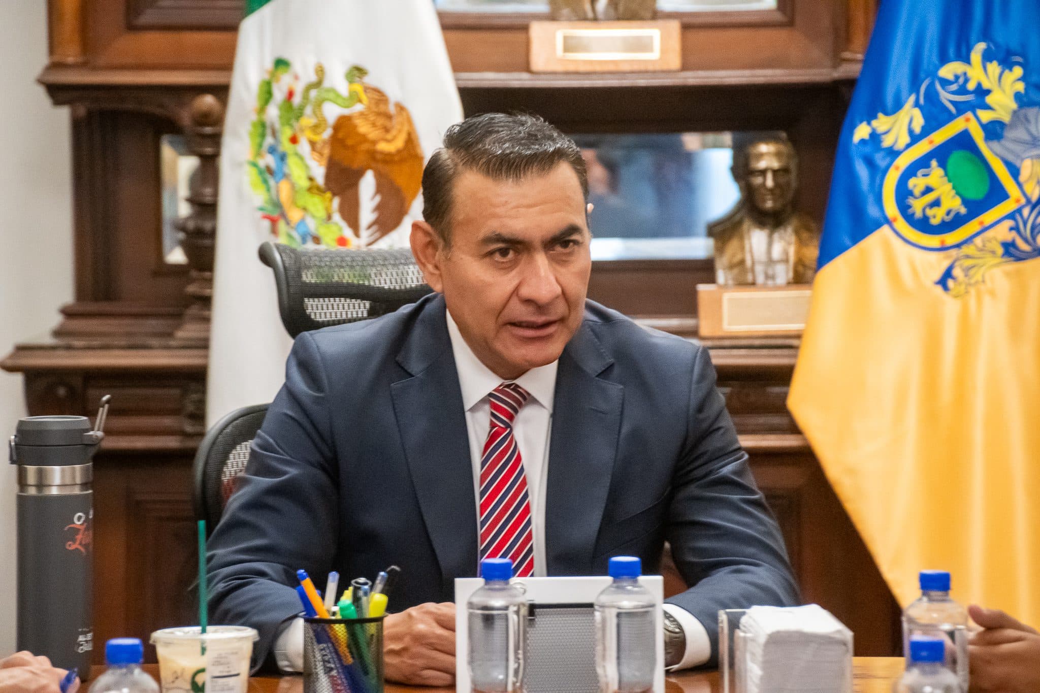 Establece Gobierno de Jalisco acuerdos con conductores de vehículos de plataforma